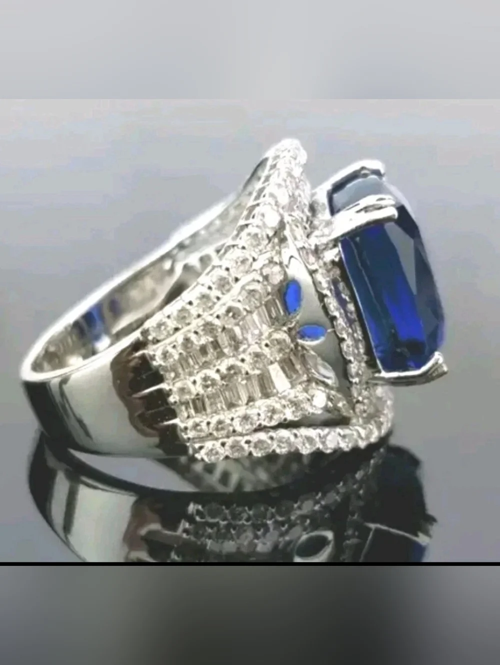 Sparkling Lab Created Sapphire 12.12CT Clean 2.48CT Shiny Clear CZ Stunning Ring